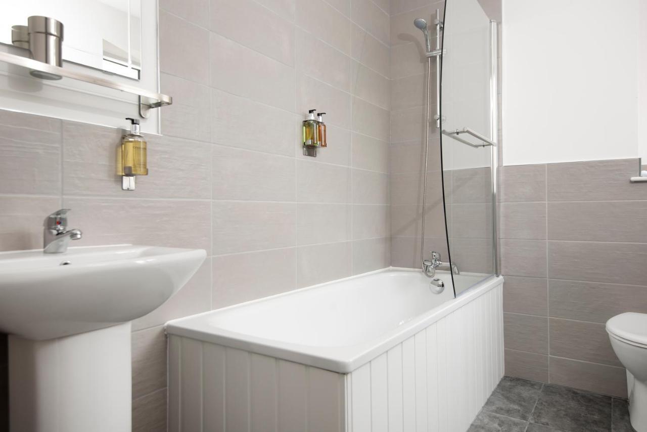Harold House - Modern Open Plan 4 Bedroom, 3 Bathroom House In Central Southsea, Πόρτσμουθ Εξωτερικό φωτογραφία